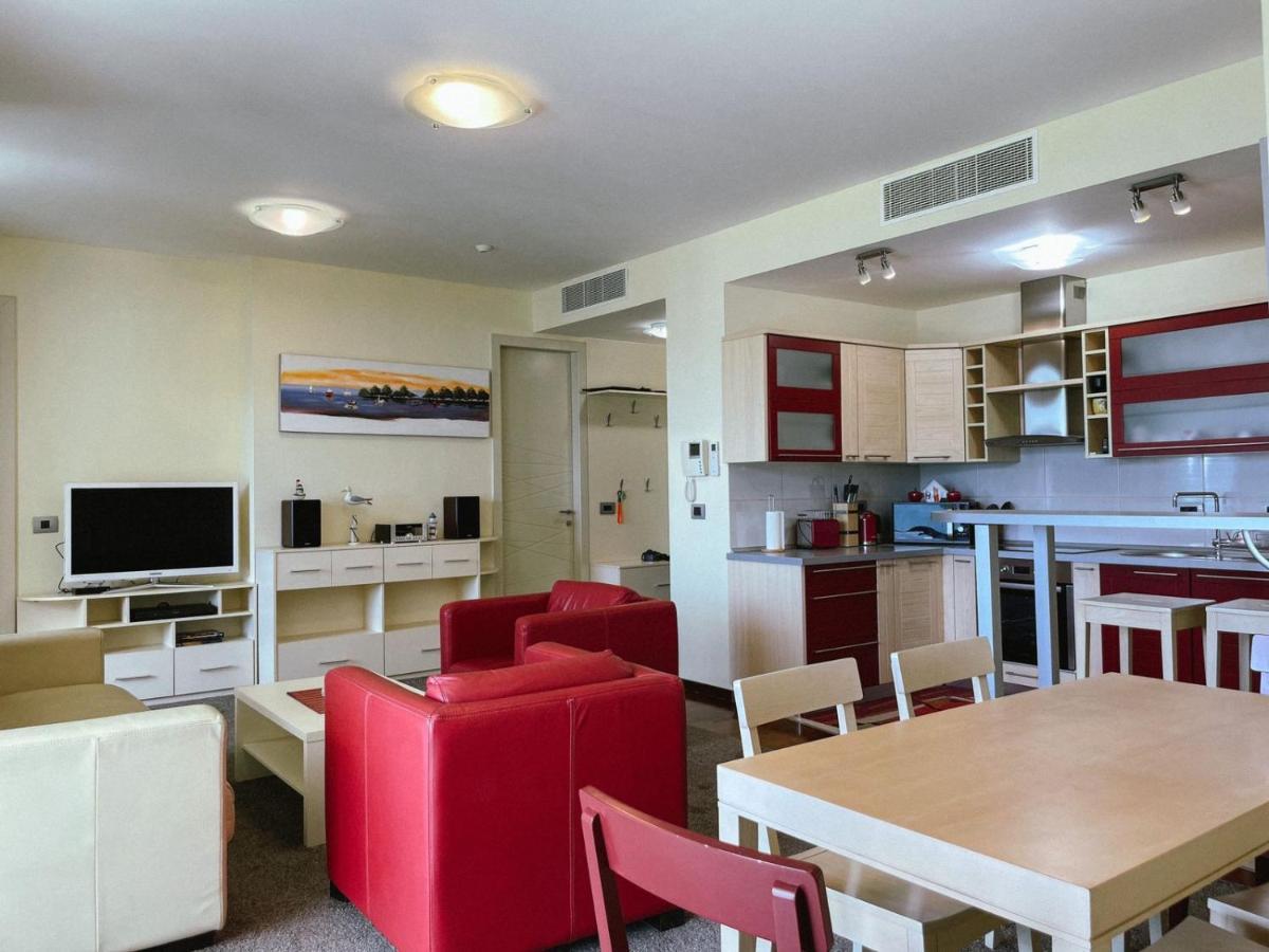 Oziris Apartment Будва Екстер'єр фото